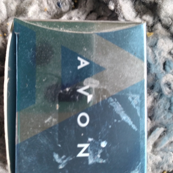 Baby Bootie Charm Pendant - Picture 4 of 4